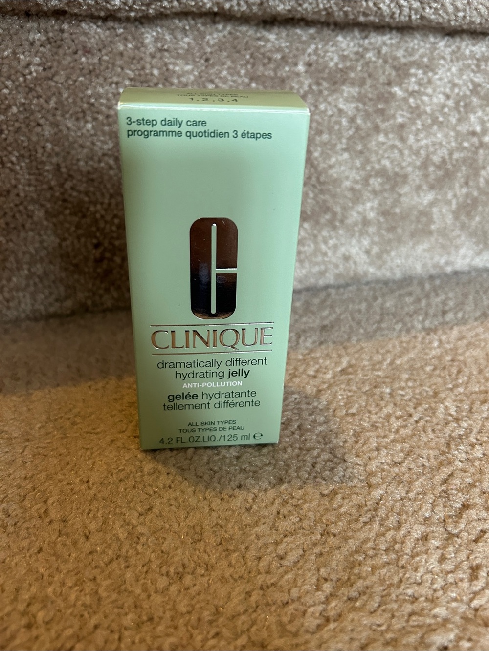 NEW Clinique Dramatically Different Hydrating Jelly